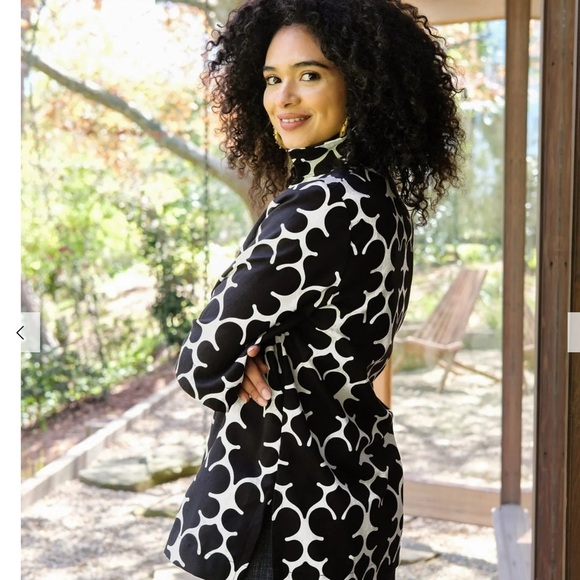 LESLIE EVERS BROOKLYN Black Fleurette
SIZE XL - Picture 4 of 7